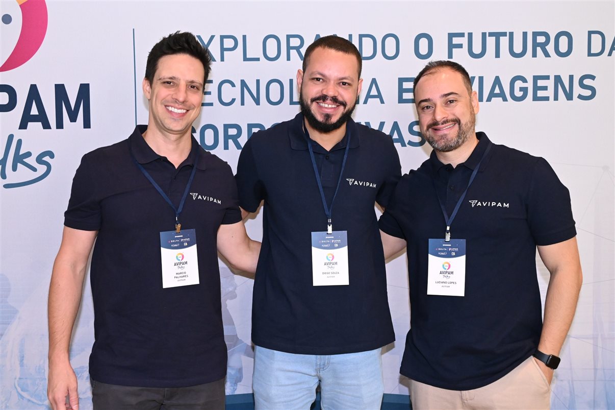 Antônio Fernando Slomp, da Avipam, Barbara Bastos, da Roadtrip, e José Guilherme Alcorta, da PANROTAS