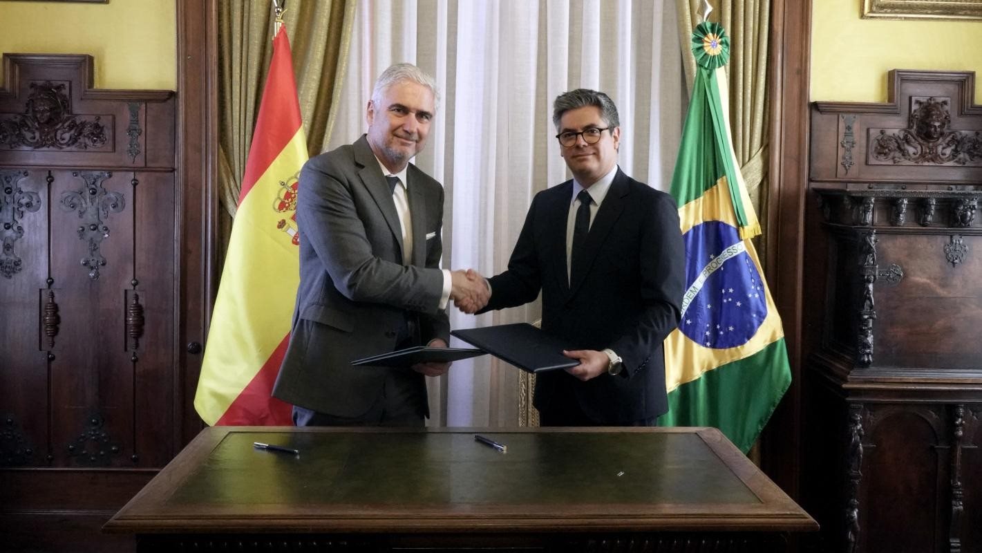 Embaixador do Brasil na Espanha, Orlando Leite Ribeiro, e o vice-presidente executivo da Ifema Madri, Daniel Martínez