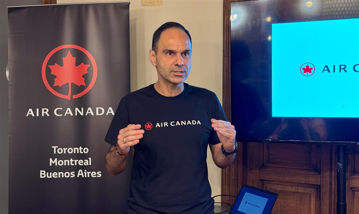 Hugo franco, gerente de Contas da Air Canada no Brasil