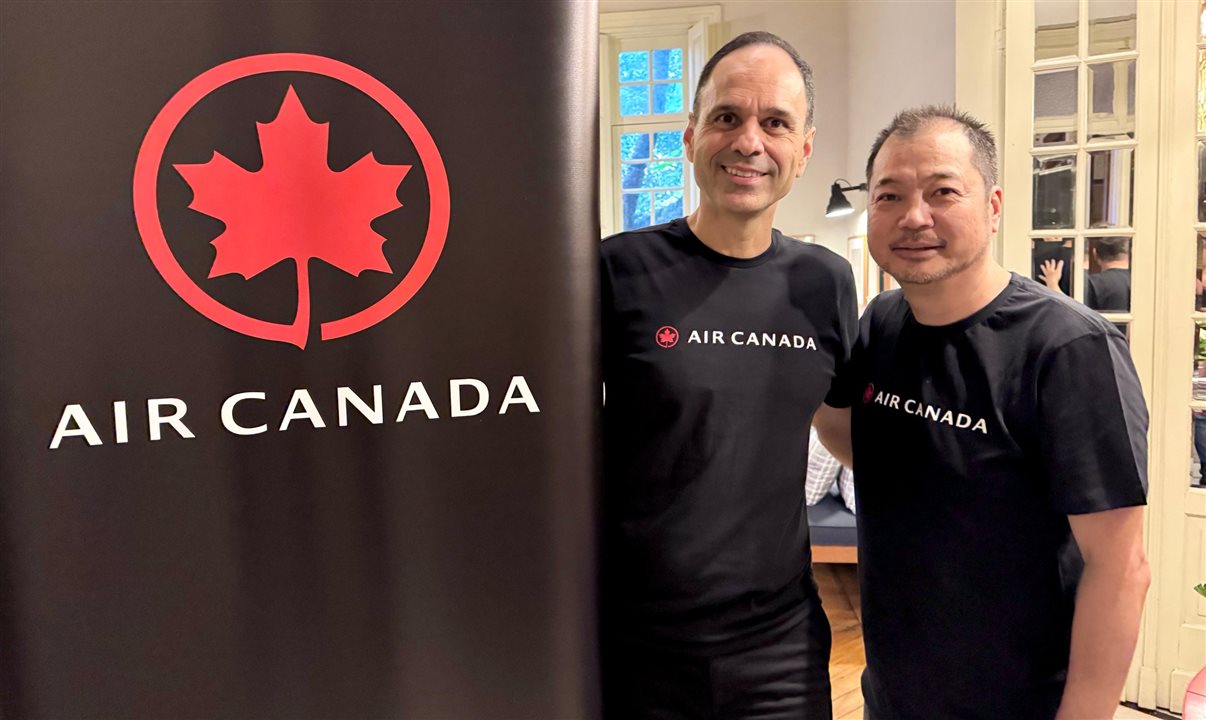 Hugo Franco, gerente de Contas, e Giancarlo Takegawa, diretor geral da Air Canada no Brasil