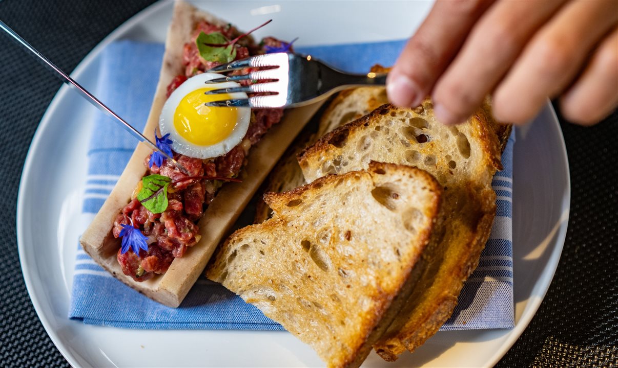 Cardápio do Delta One Lounge está cheio de opções de frutos do mar