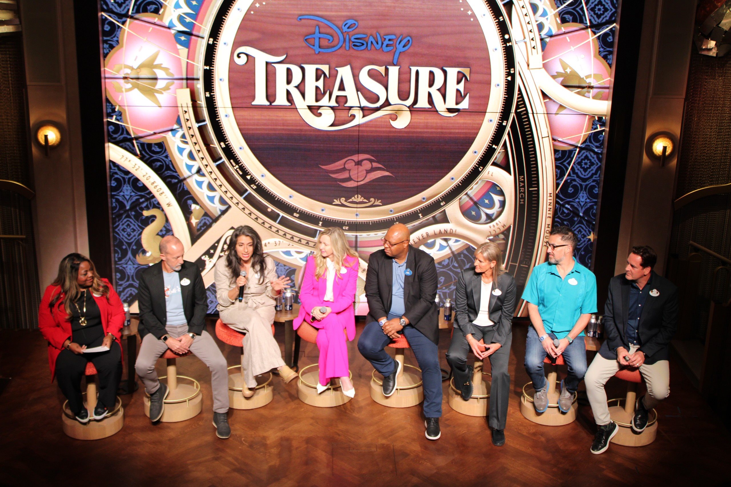 Painel reuniu grandes executivos responsáveis por tornar o Disney Treasure uma realidade