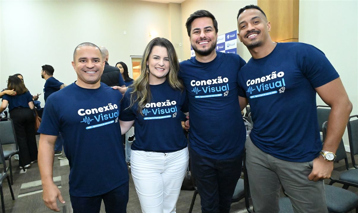 Thales Paiva, Jacqueline Ledo, Bruno Baeta e Bruno Carneiro, da Visual Turismo