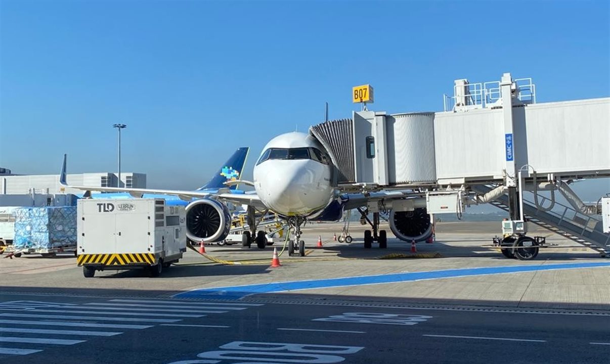 Operação da Azul com o programa APU Zero nos aeroportos