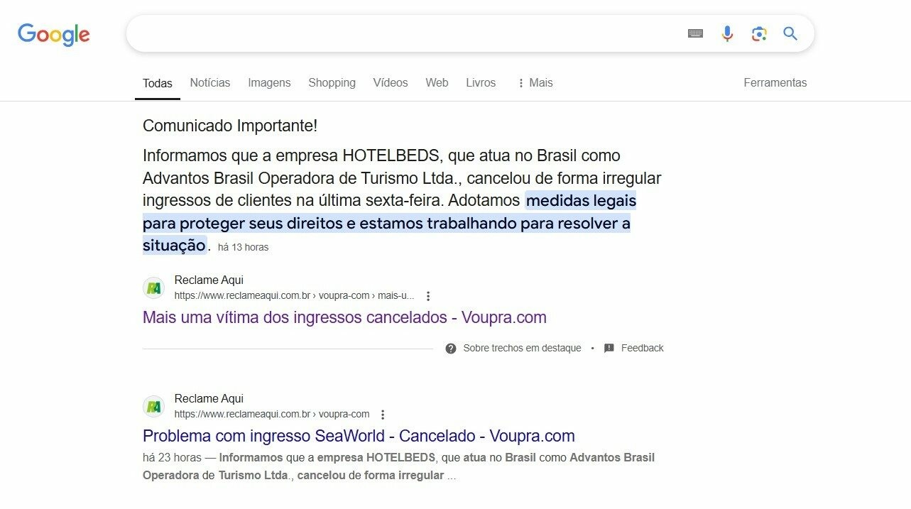 Captura de tela do Google mostra resposta da VouPra culpando a HotelBeds por problema com ingressos de clientes. Contudo, a resposta foi retirada do ar