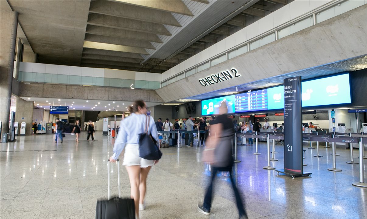 Para atender a alta demanda do Carnaval, as companhias aéreas preparam 182 voos extras no BH Airport