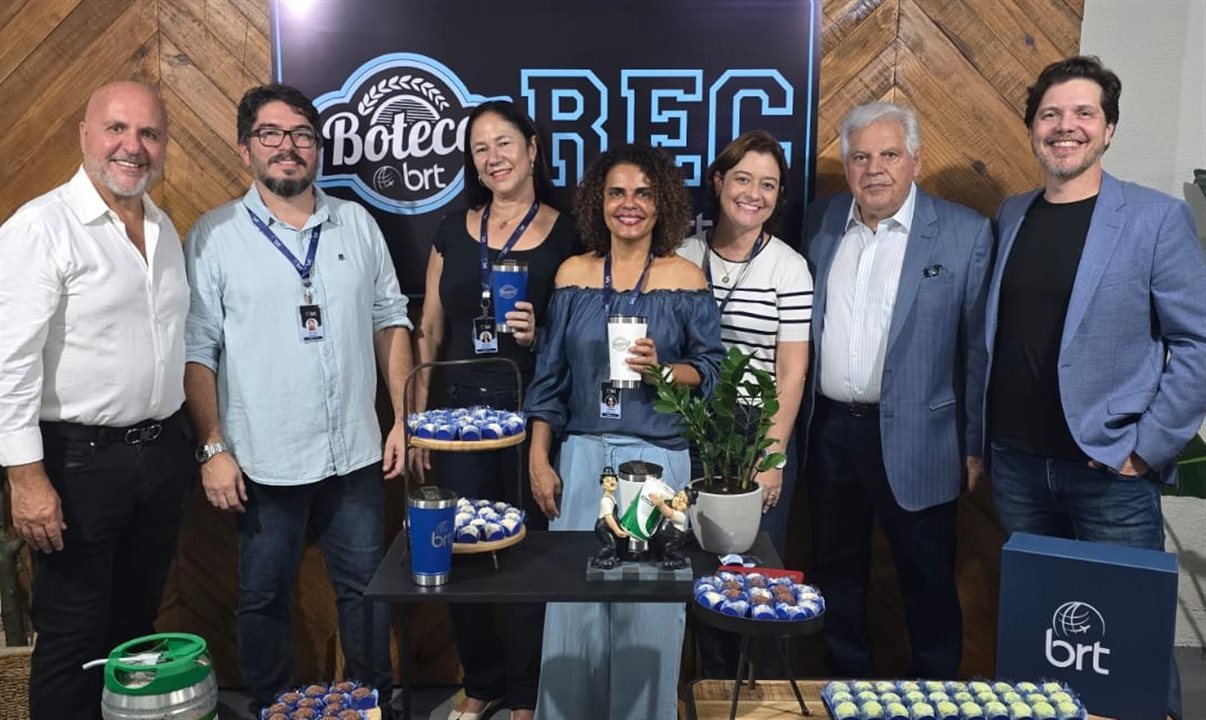 Vazquez, Marquinhos, Sandra, Suzana, Luciana, Palmerini e Di Ruzze, em Recife