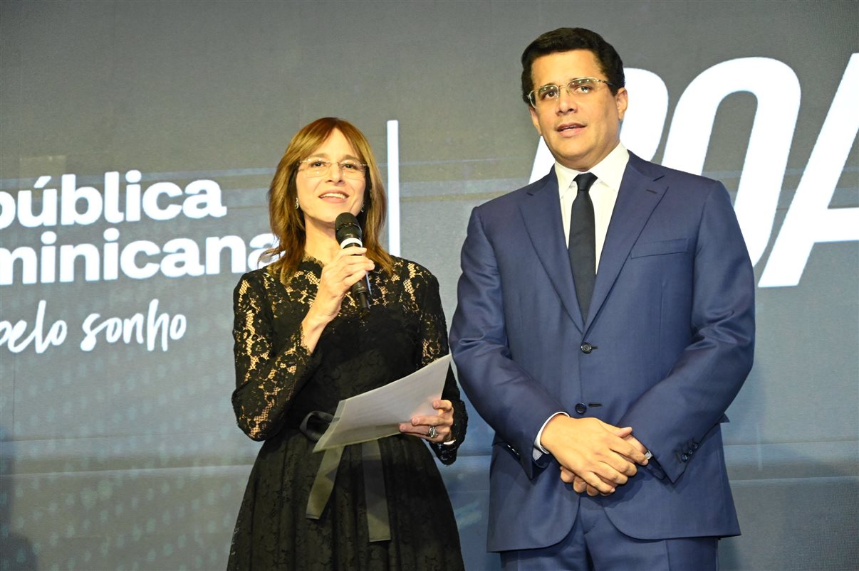 Bianca Zoccoler, Giovanna Paulineli,  Jorge Souza e Gabriela Cunha, todos da Orinter