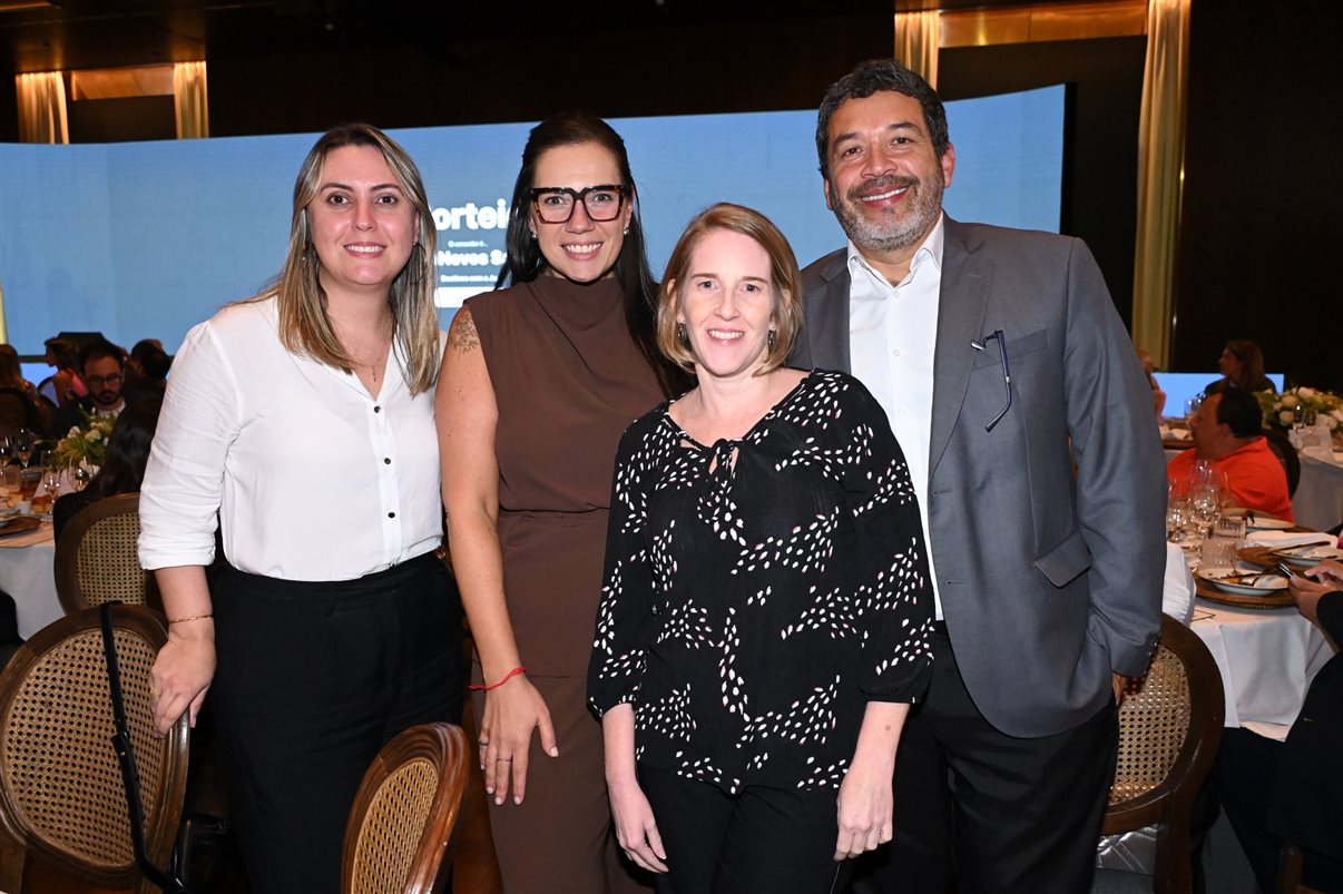 Bianca Zoccoler, Giovanna Paulineli,  Jorge Souza e Gabriela Cunha, todos da Orinter