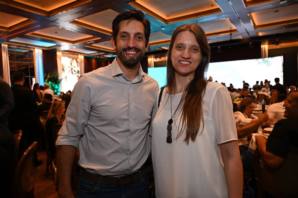 Bianca Zoccoler, Giovanna Paulineli,  Jorge Souza e Gabriela Cunha, todos da Orinter