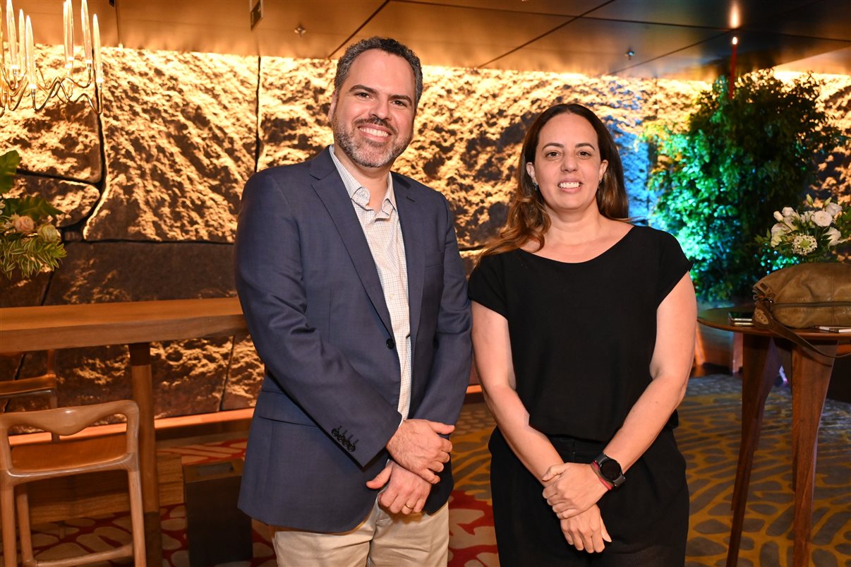 Bianca Zoccoler, Giovanna Paulineli,  Jorge Souza e Gabriela Cunha, todos da Orinter
