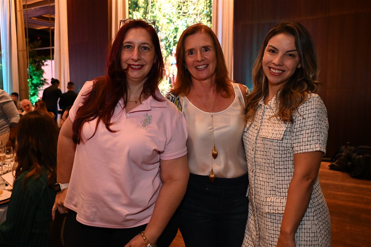 Bianca Zoccoler, Giovanna Paulineli,  Jorge Souza e Gabriela Cunha, todos da Orinter