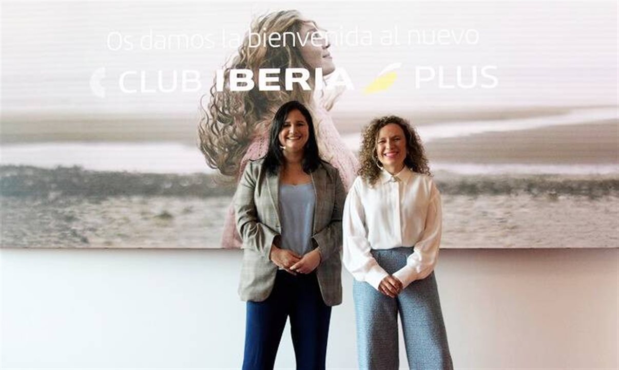 Beatriz Guillén e María Jesús López, ambas da Iberia