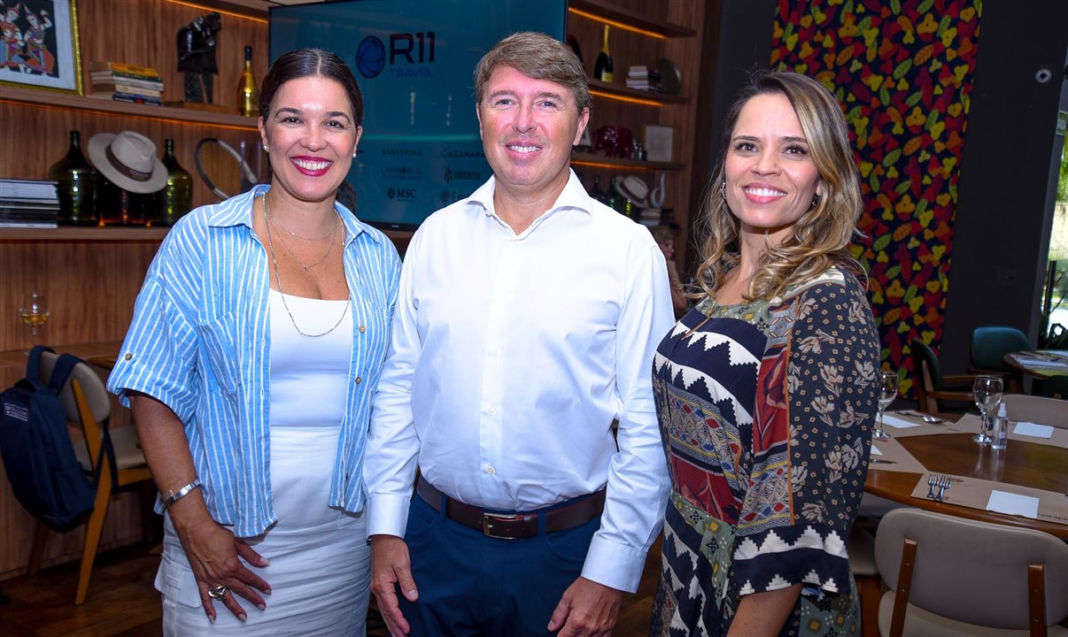 Sabrina Moretti, diretora de Vendas e Marketing, Ricardo Amaral, CEO, e Lilian Meireles, gerente de produtos de luxo