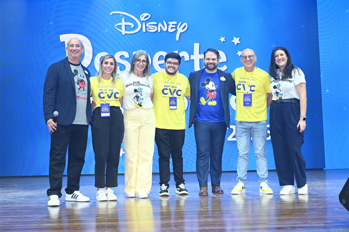 Alexander Haim, da Disney Destinations, Paula Rorato, da CVC, Deborah Baldin, da Disney Destinations, Paulo Biondo, da CVC, Alejandro Flores, da Disney Destinations, Fábio Mader, da CVC, e Bruna Bertozzo, da Disney Destinations 