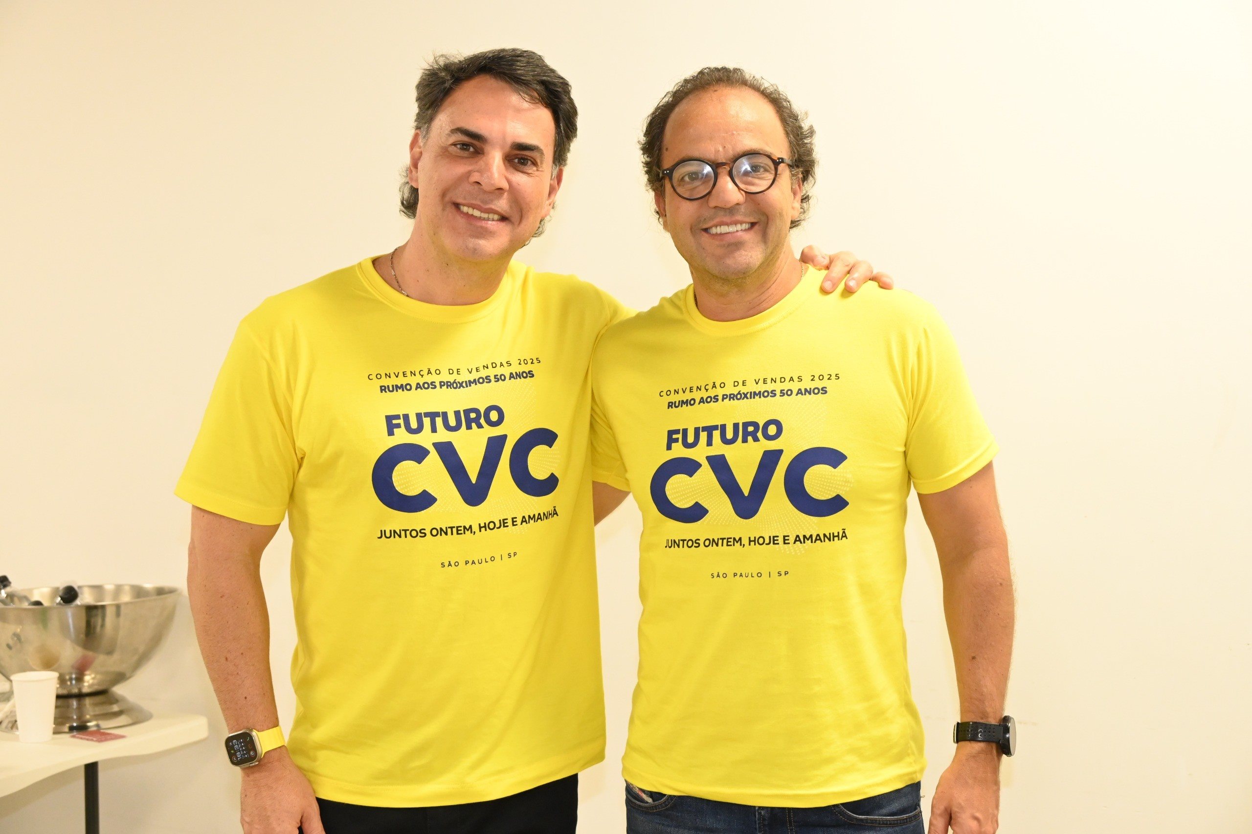 Emerson Belan, VP de Vendas e Marketing para o B2C da CVC Corp, e Fabio Godinho, CEO da CVC Corp