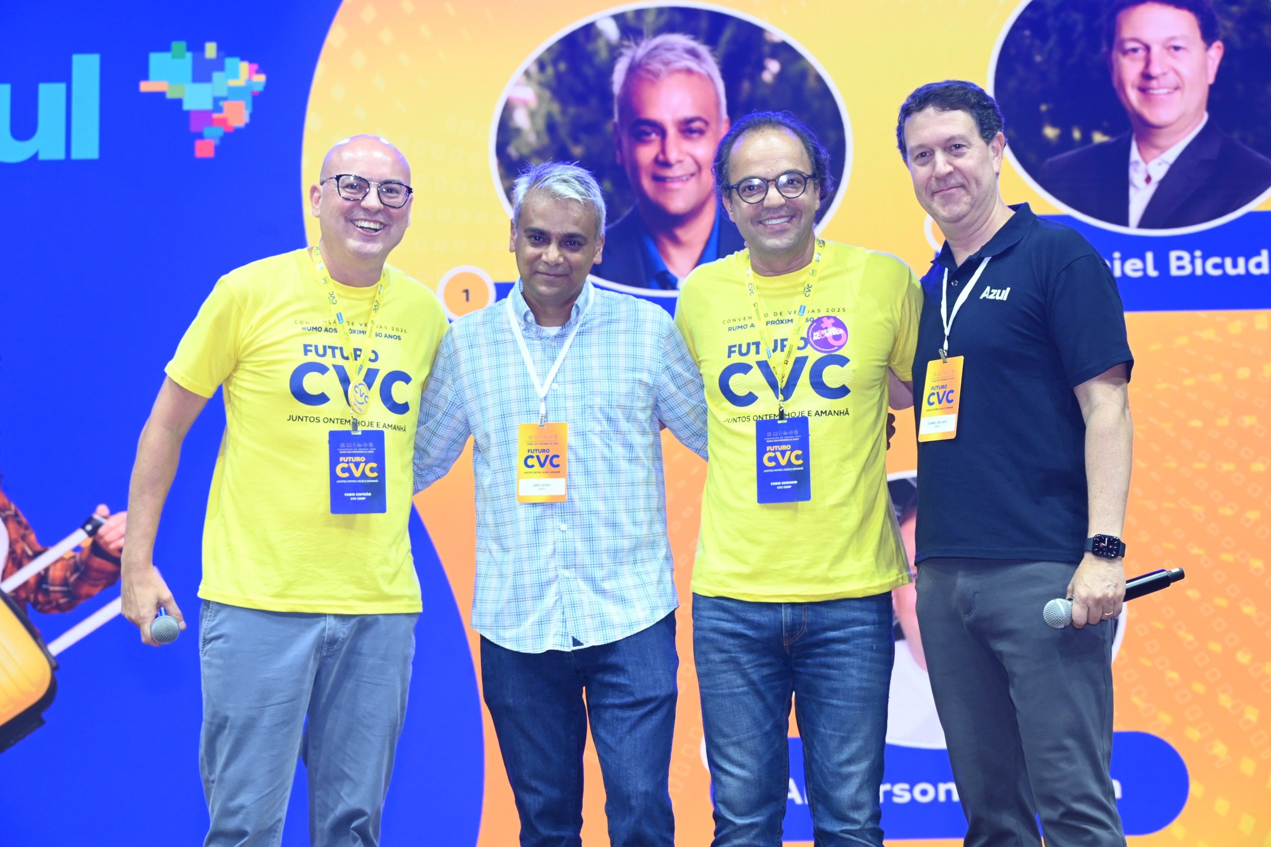 Fabio Mader, da CVC, Abhi Shah, da Azul, Fabio Godinho, da CVC, e Daniel Bicudo, da Azul