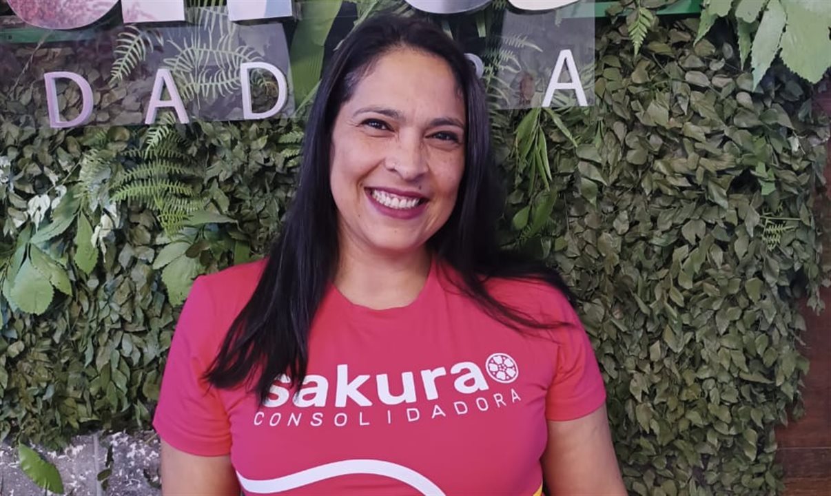 Fabi Andrade já veste o cor-de-rosa da Sakura