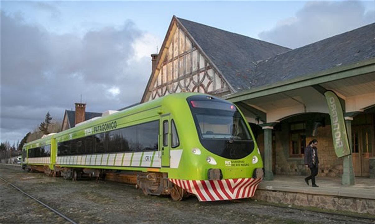 A Conexão Bariloche - Viedma é um dos serviços de trem que voltou a operar em 2025, oferecendo aos viajantes uma experiência única e confortável entre duas cidades da Patagônia