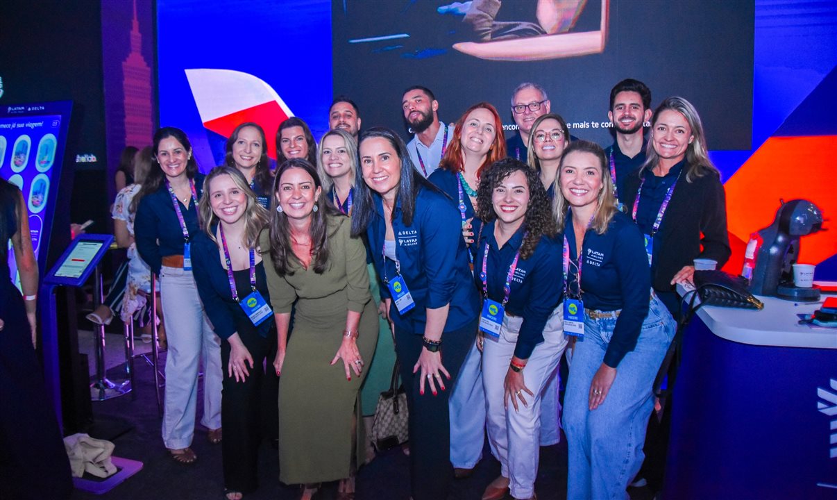 Liderados por Aline Mafra, a Latam participa do evento