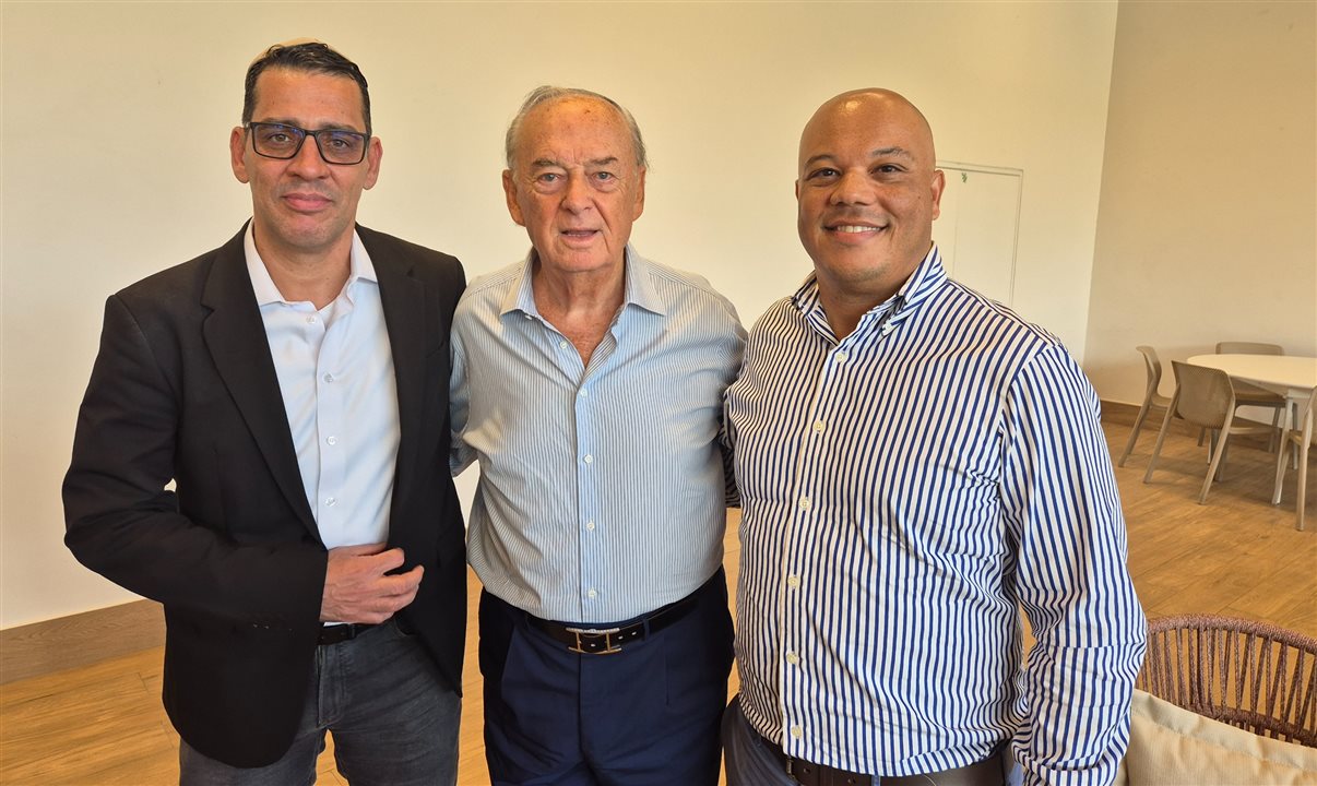 Siderley Santos, Marcos Arbaitman e Alexandro Ferrreira, do Grupo Arbaitman