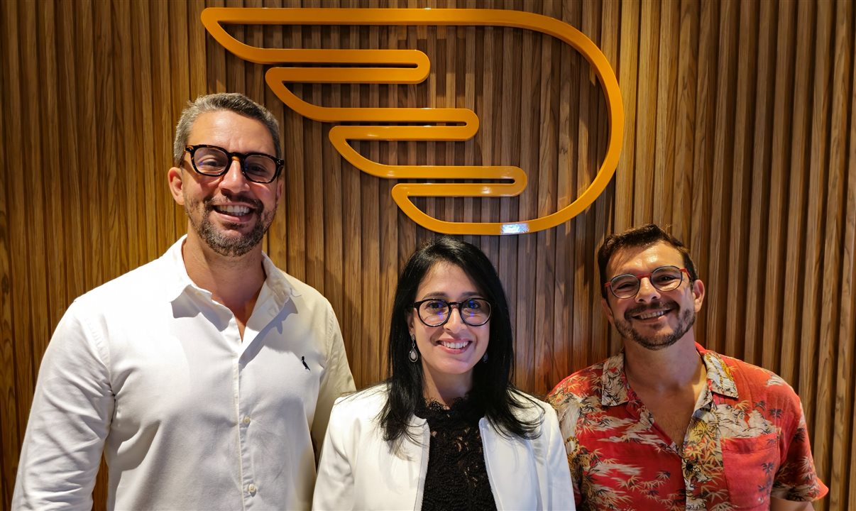 Vagner Souza, Tatiana Vilanova e Percy Blanco