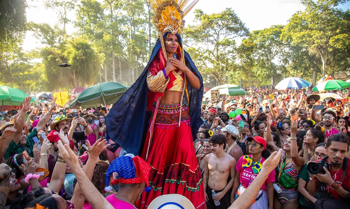 Em 2025, com recordes de público e investimentos históricos, o Carnaval fluminense promete ser um dos mais vibrantes da nossa história