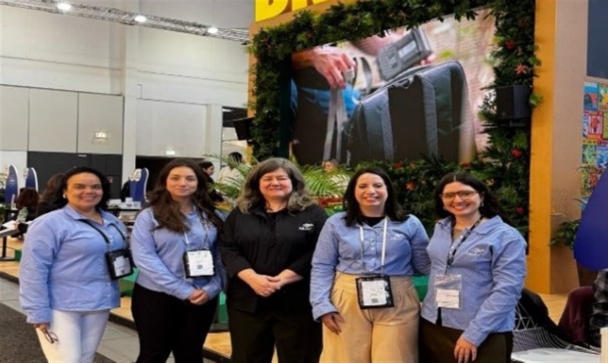 Equipe da ABAV Nacional durante a participação na ITB Berlim 2025