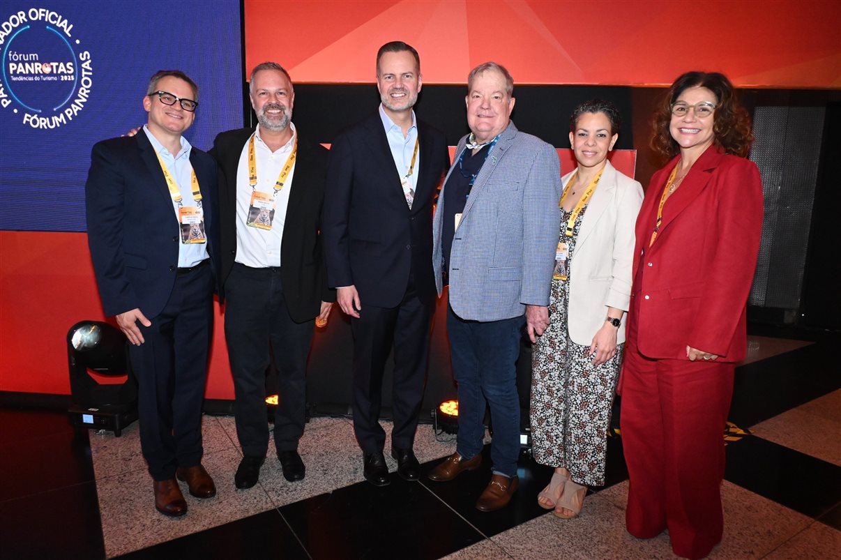 Chris Heywood, do Brand USA, Simon Mayle, da ILTM, Fred Dixon, do Brand USA, DT Minich, do Experience Kissimmee, Lisa Tejeda, do Brand USA, e Danielle Roman, da Interamerican Network