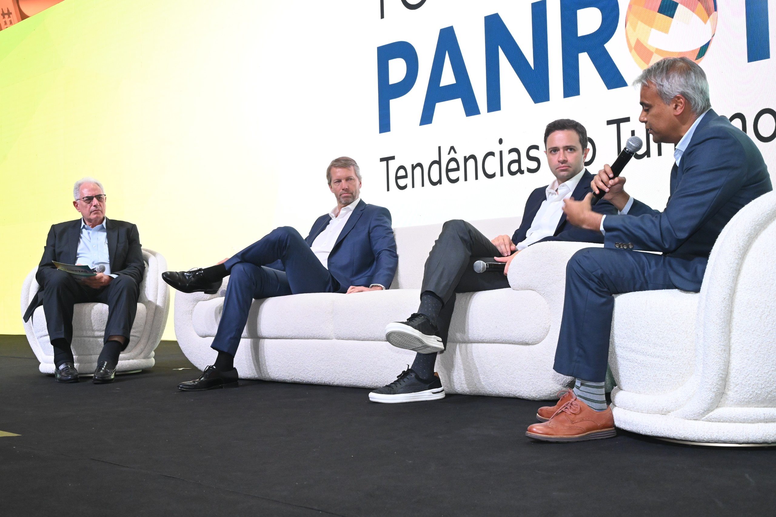 Painel das aéreas encerrou programação do Fórum PANROTAS 2025