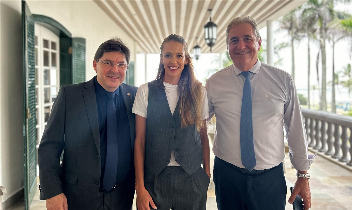 Sergio Souza, Thaisa Almeida e Lourival de Pieri, do Casa Grande Hotel