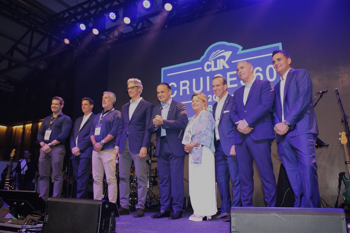 Bruno Cordado, da PromoAção, Javier, do Concais, Ricardo Moreira, do Porto de Santos, Marco Ferraz, da Clia, Roberto de Lucena, da Setur-SP, Estela Farina, da NCLH, Adrian Ursilli, da MSC, Dario Rustico, da Costa Cruzeiros, e Thiago Papa, as secretaria de Turismo de Santos