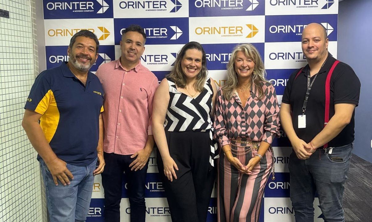 Jorge Souza, da Orinter, Fernando Trindade, da Monarch Travel, Rafaela Delavalle e Catia Frias, da Orinter, e Mohamed Amine, do Turismo do Marrocos