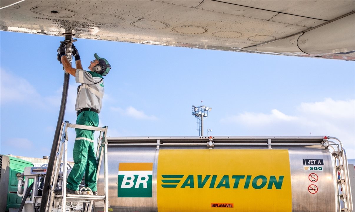 QAV é o principal custo das companhias aéreas (cerca de 1/3)