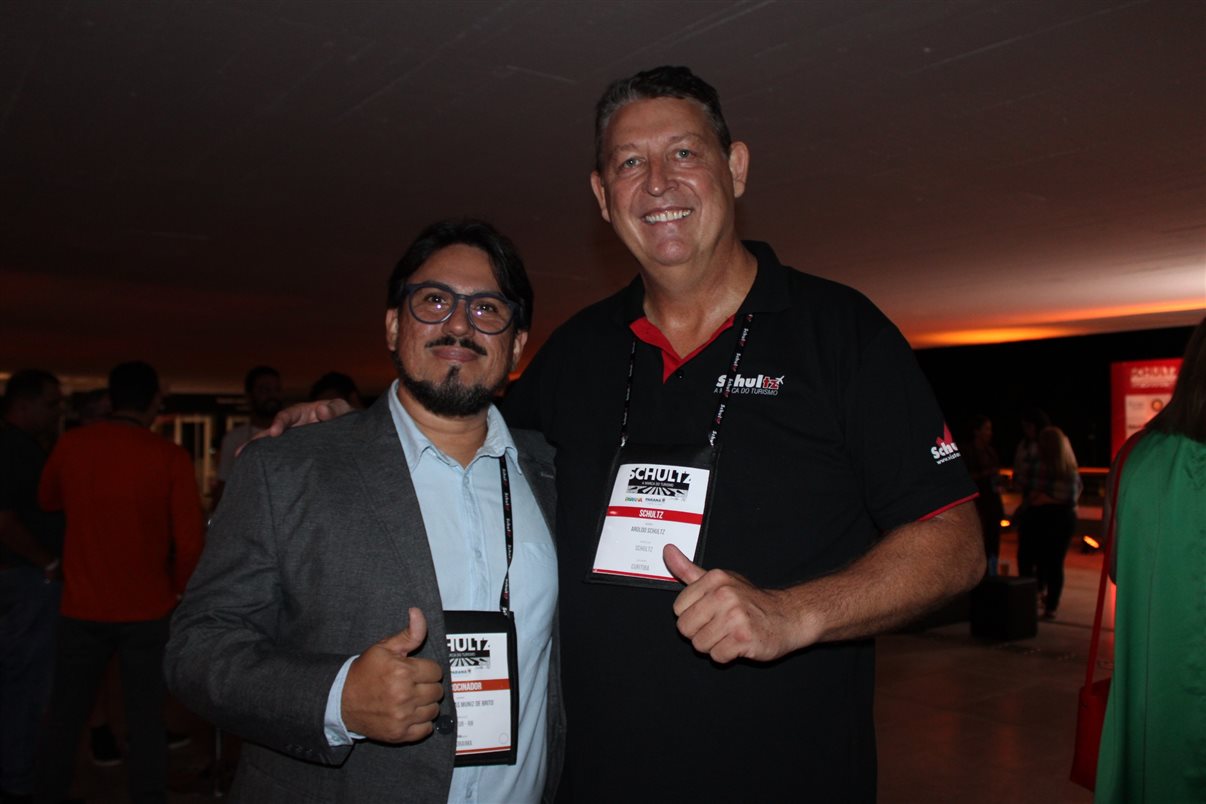 Nilton Alves, da Nilton Alves Turismo, e Katia Alves, da Voar Bem Viagens