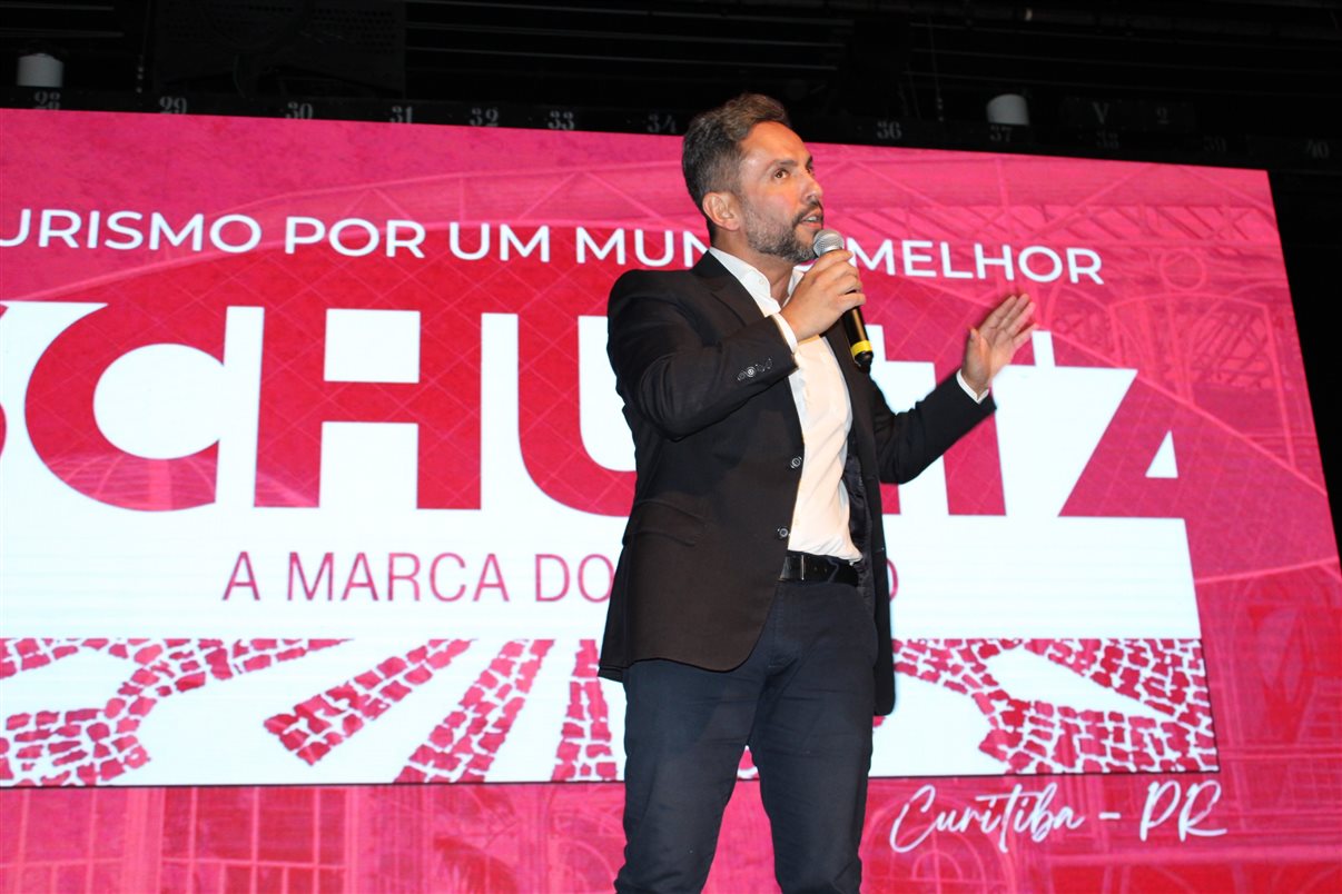 Nilton Alves, da Nilton Alves Turismo, e Katia Alves, da Voar Bem Viagens