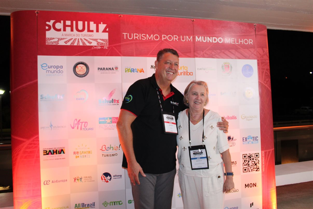 Nilton Alves, da Nilton Alves Turismo, e Katia Alves, da Voar Bem Viagens