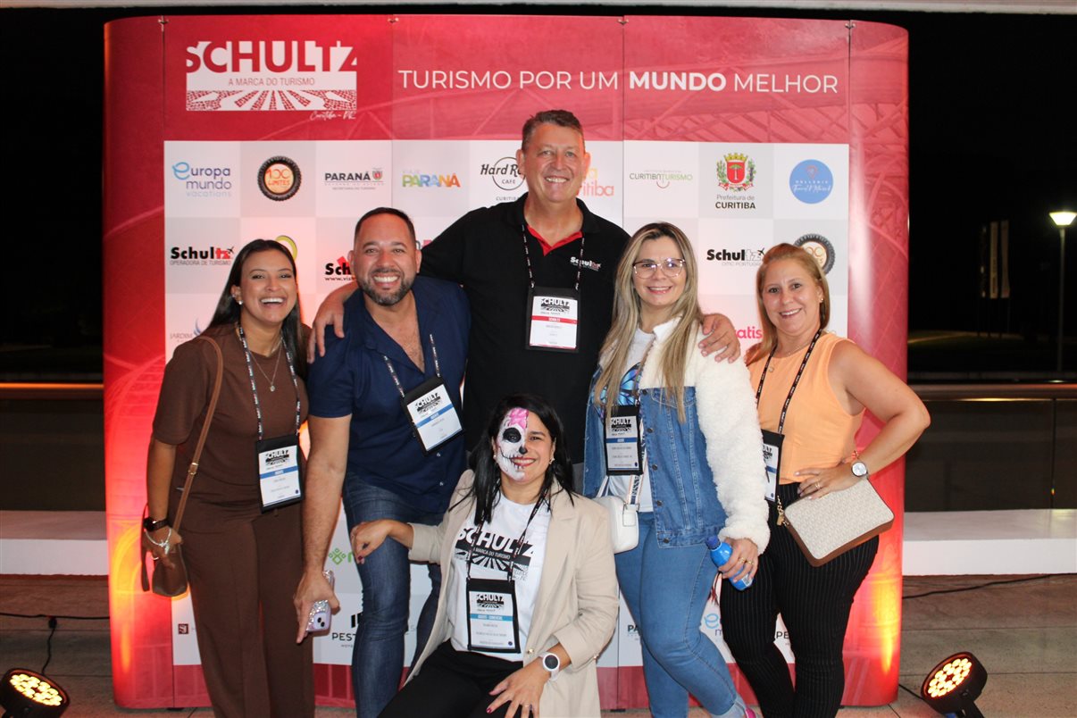 Nilton Alves, da Nilton Alves Turismo, e Katia Alves, da Voar Bem Viagens