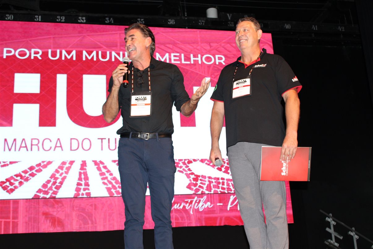 Nilton Alves, da Nilton Alves Turismo, e Katia Alves, da Voar Bem Viagens