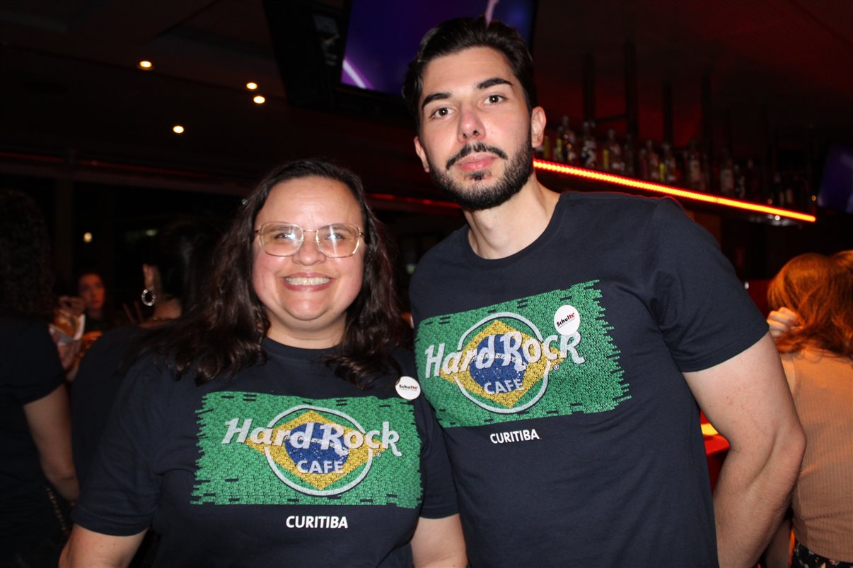 Tati Bertaiolli, da Viagens Fabulosas, e Gilber Cruz, da Rota Dos Ventos