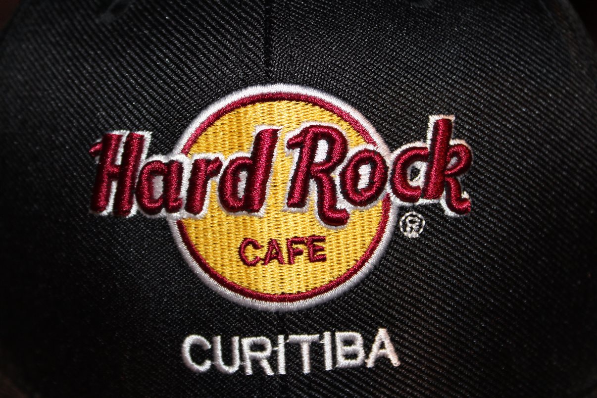 Tati Bertaiolli, da Viagens Fabulosas, e Gilber Cruz, da Rota Dos Ventos