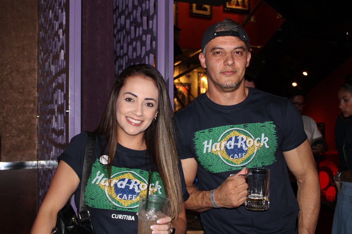 Tati Bertaiolli, da Viagens Fabulosas, e Gilber Cruz, da Rota Dos Ventos