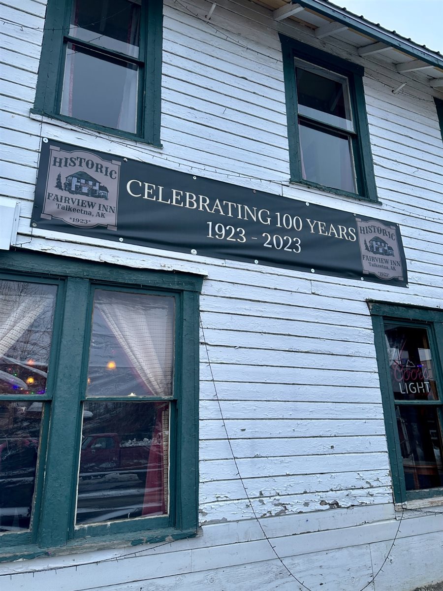 O Alaskan Husky Adventures conta com mais de 50 cachorros da raça Husky do Alasca