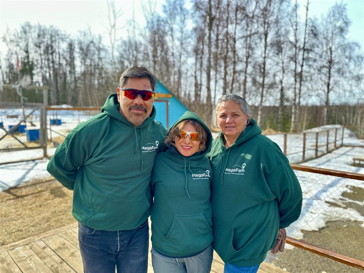 O Alaskan Husky Adventures conta com mais de 50 cachorros da raça Husky do Alasca