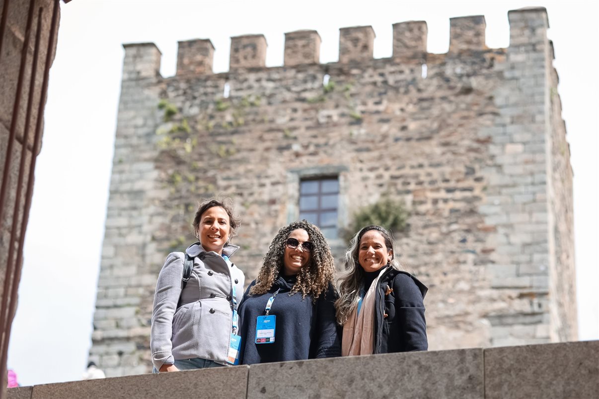 Bruno Heleno, da Trend, com Leandro Lima, da Império das Passagens, Sâmara Silva, da Tilevo Turismo, Emily Duarte, da Infinity, e Wallace Alvo, da Viagens e Turismo
