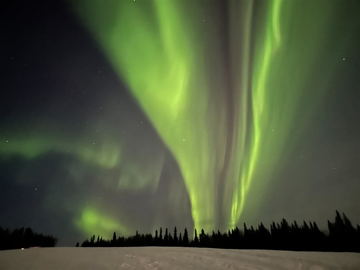 Grupo pronto para o café da manhã em Talkeetna, no Flying Squirrel, antes de pegar estrada