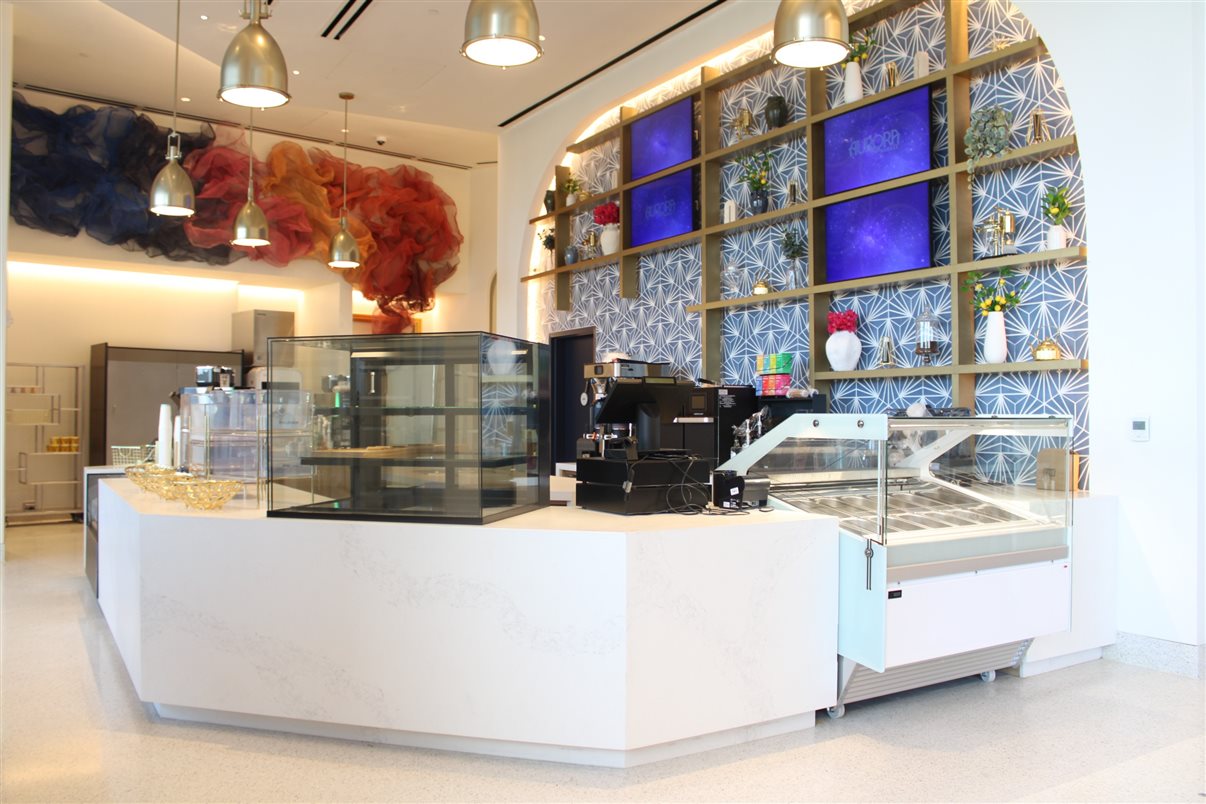 Essa é a vista de um dos apartamentos do Helios Grand Hotel: de cara para o Epic Universe