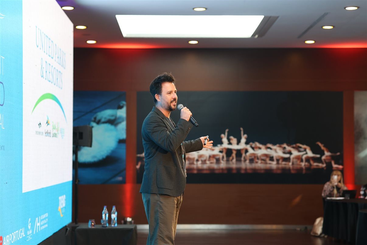 Noah Britto, da Trend