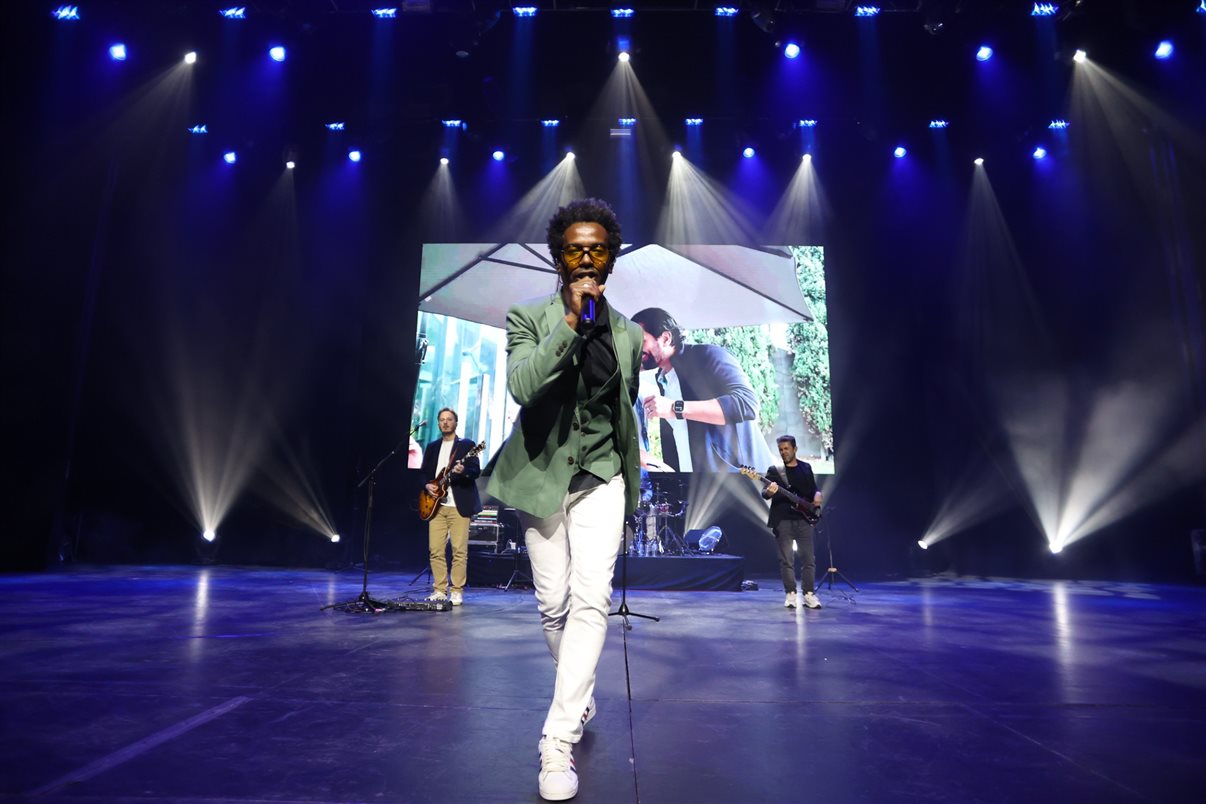 Equipes da Trend e da CVC Corp