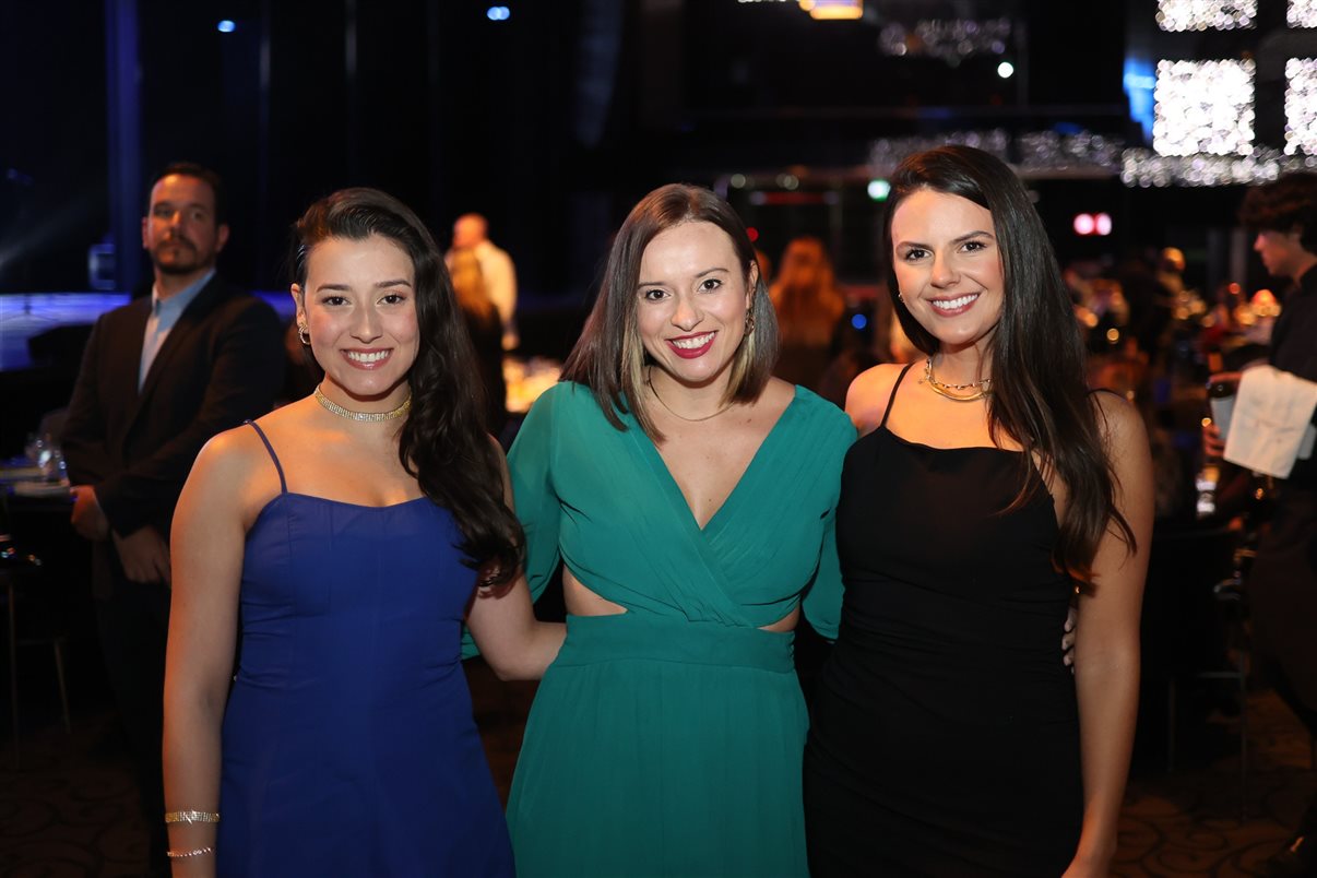 Equipes da Trend e da CVC Corp